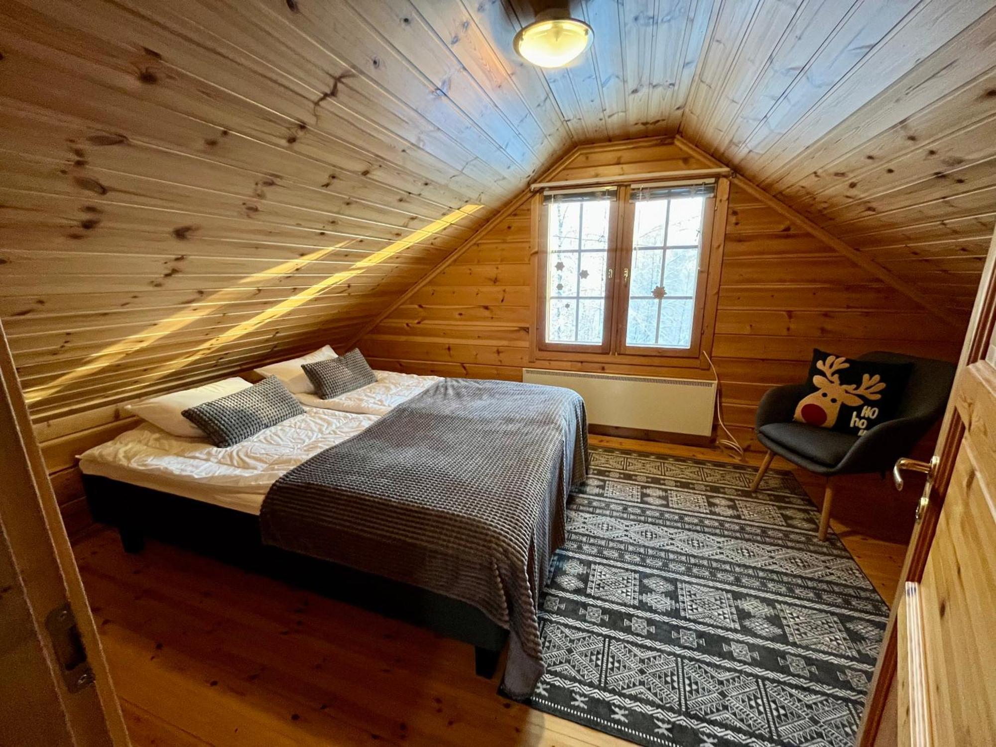 Log Cottages In 10 Min From Santa Claus Village-Sauna&Freeparking โรวานิเอมิ ภายนอก รูปภาพ