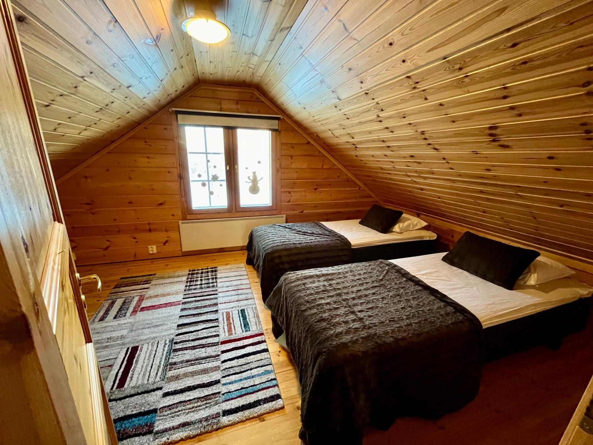 Log Cottages In 10 Min From Santa Claus Village-Sauna&Freeparking โรวานิเอมิ ภายนอก รูปภาพ