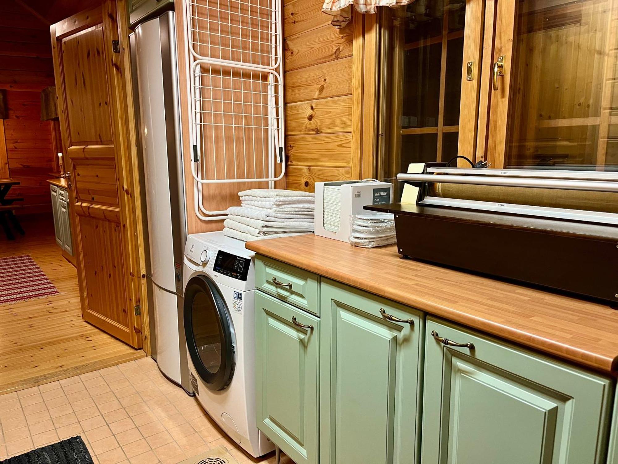 Log Cottages In 10 Min From Santa Claus Village-Sauna&Freeparking โรวานิเอมิ ภายนอก รูปภาพ
