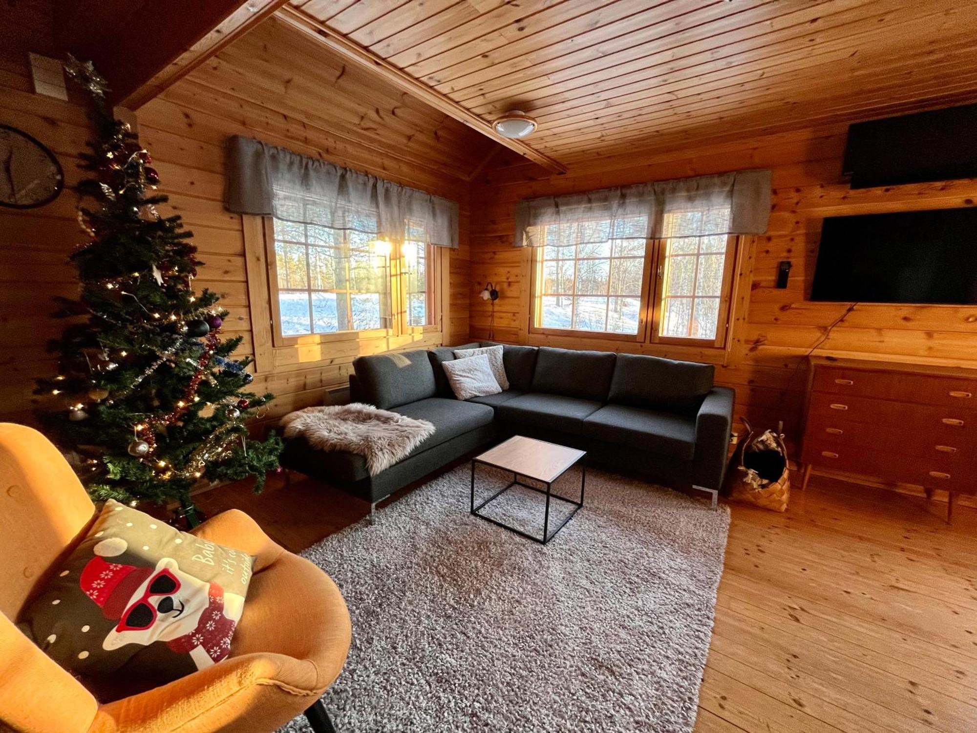 Log Cottages In 10 Min From Santa Claus Village-Sauna&Freeparking โรวานิเอมิ ภายนอก รูปภาพ