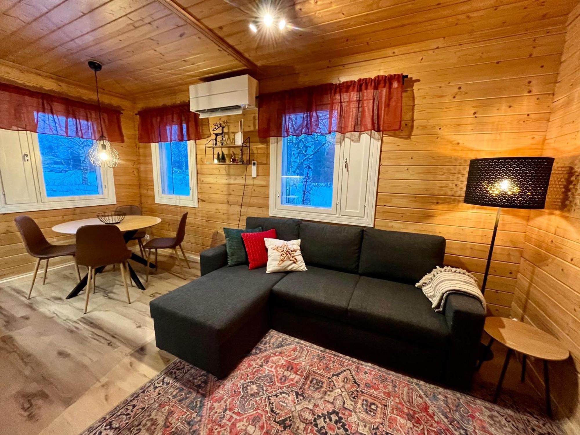 Log Cottages In 10 Min From Santa Claus Village-Sauna&Freeparking โรวานิเอมิ ภายนอก รูปภาพ