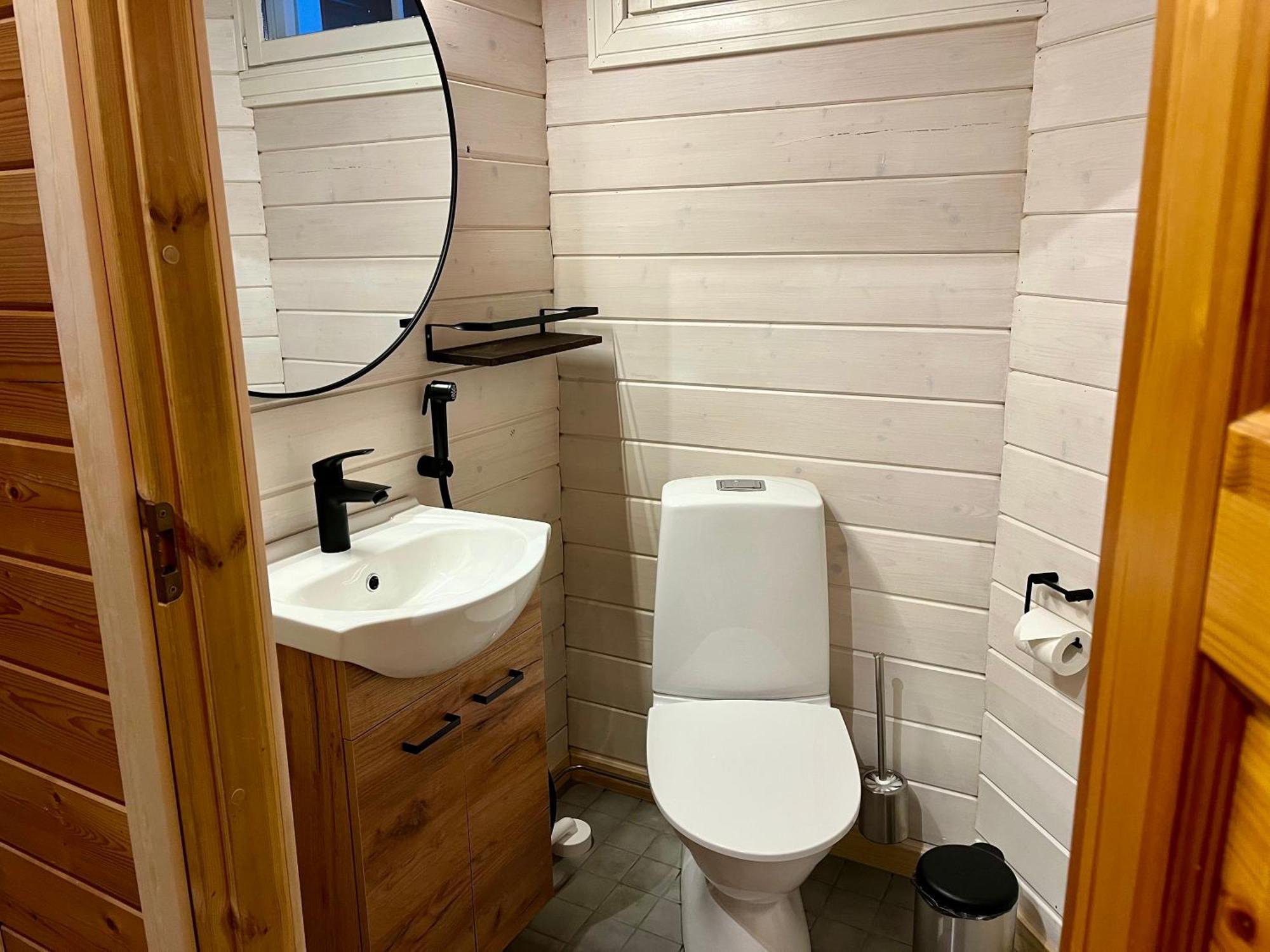 Log Cottages In 10 Min From Santa Claus Village-Sauna&Freeparking โรวานิเอมิ ภายนอก รูปภาพ