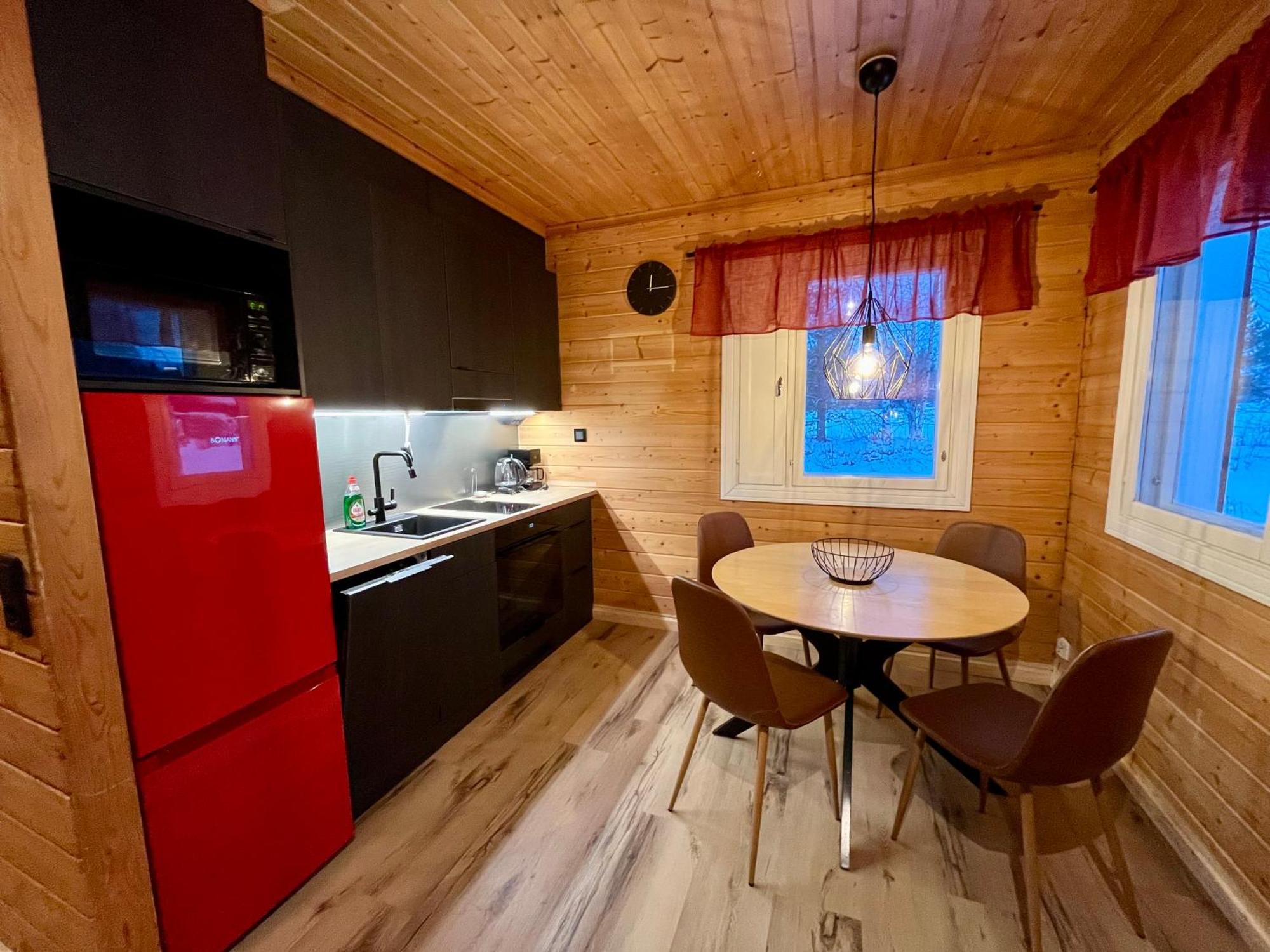 Log Cottages In 10 Min From Santa Claus Village-Sauna&Freeparking โรวานิเอมิ ภายนอก รูปภาพ
