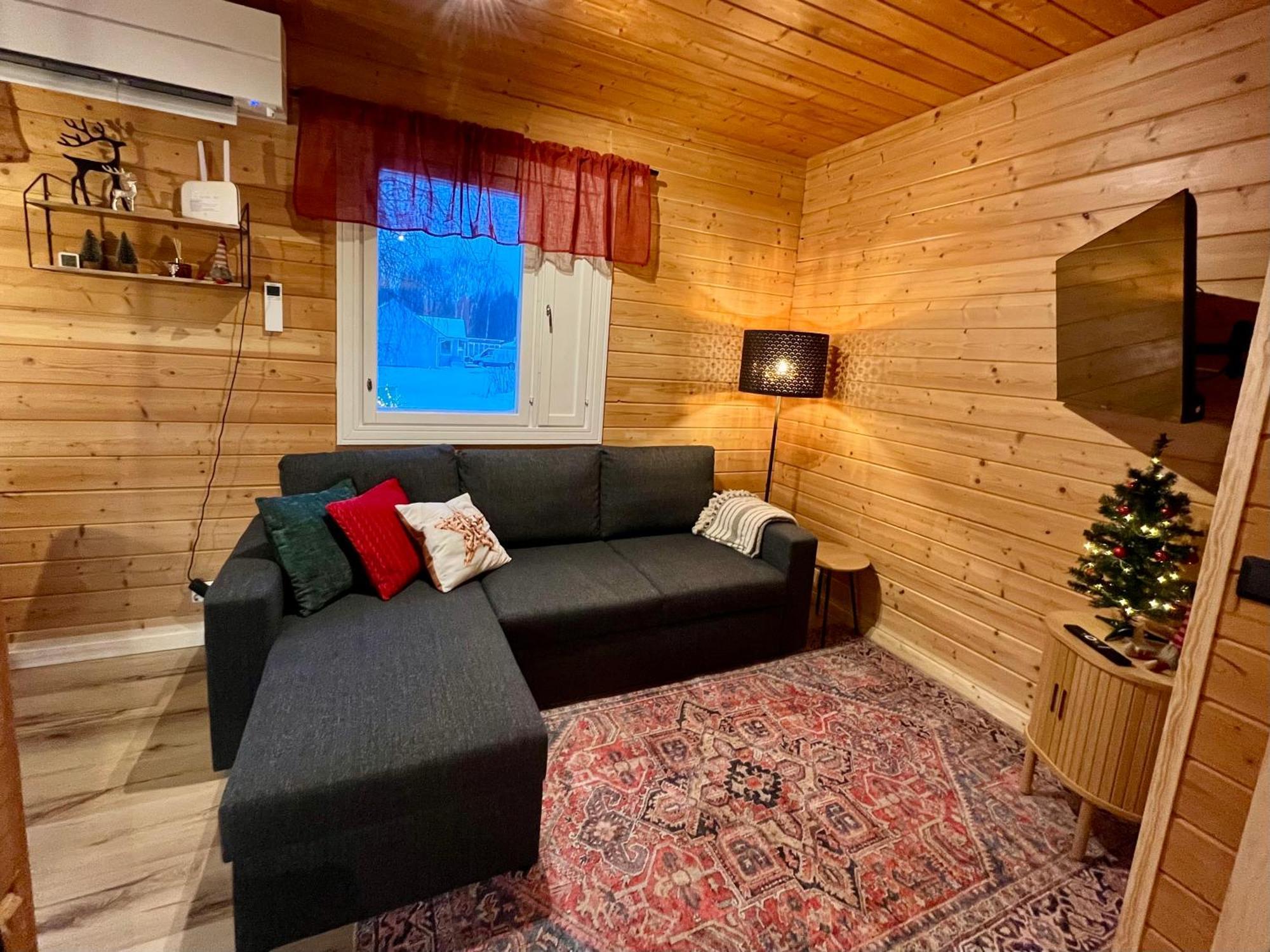 Log Cottages In 10 Min From Santa Claus Village-Sauna&Freeparking โรวานิเอมิ ภายนอก รูปภาพ